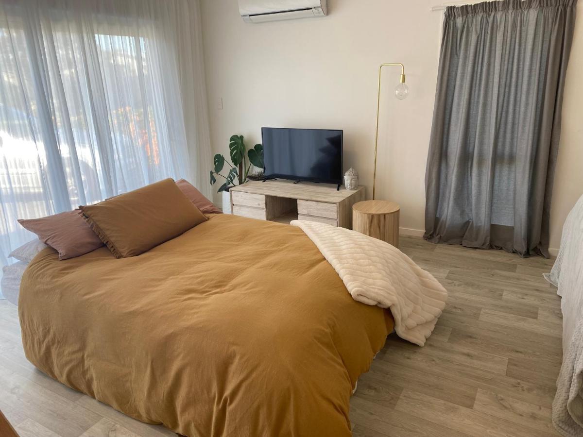 Papamoa Beach Studio Oasis Exterior photo