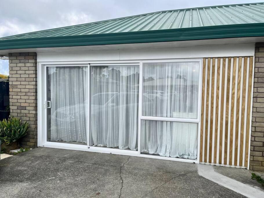 Papamoa Beach Studio Oasis Exterior photo